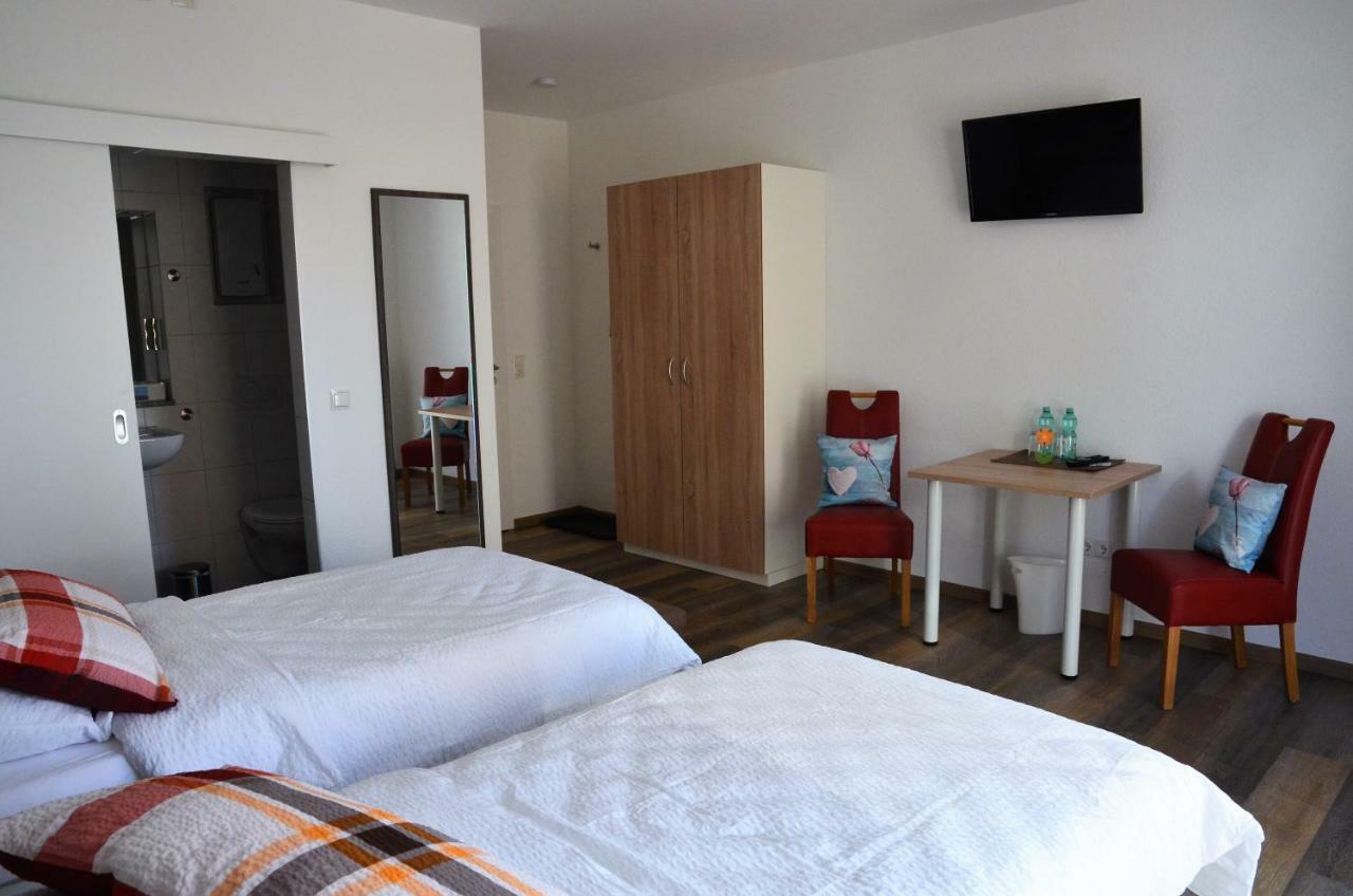 Gaestehaus Am Hochsimmer Ettringen  Esterno foto